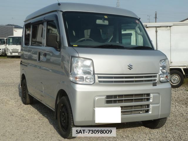 Suzuki EVERY 2019-01 7817545-2