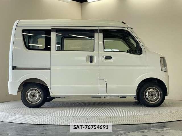 Suzuki EVERY 2020-03 7818386-17