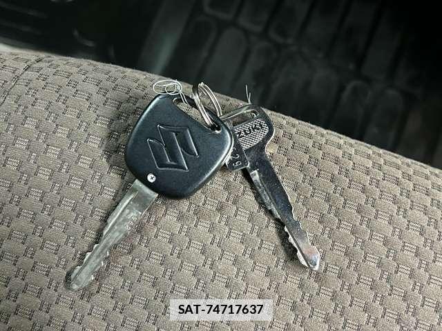 Suzuki EVERY 2023-06 7818392-12