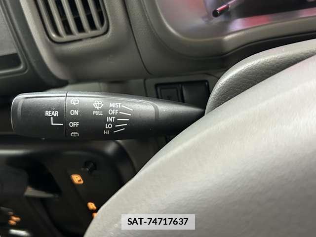 Suzuki EVERY 2023-06 7818392-5