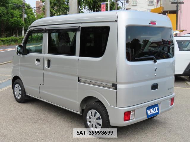 Suzuki EVERY 2023-03 7818685-11