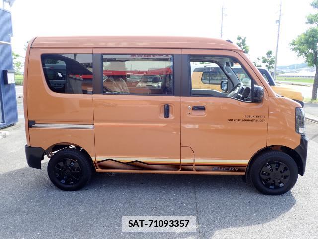Suzuki EVERY 2025-10 7819643-3