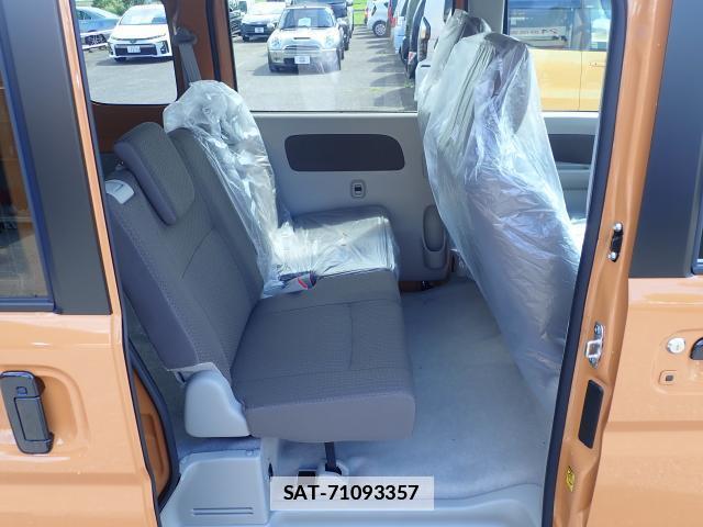 Suzuki EVERY 2025-10 7819643-6