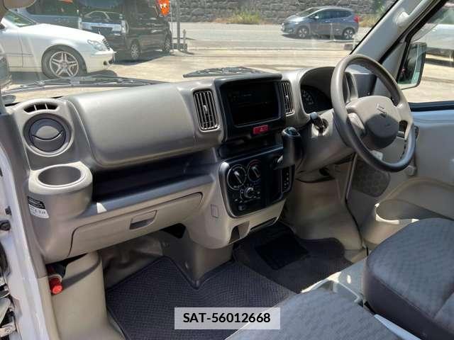 Suzuki EVERY 2018-04 7819680-11