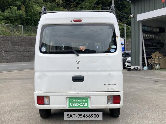 Suzuki EVERY 2015-08 7819682-1