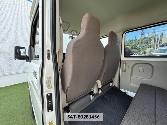 Suzuki EVERY 2015-11 7819879-11