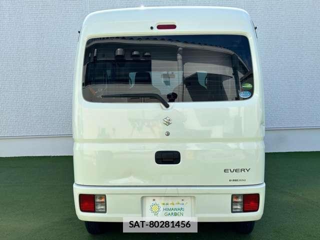 Suzuki EVERY 2015-11 7819879-15