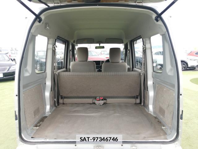 Suzuki EVERY 2012-05 7819972-14