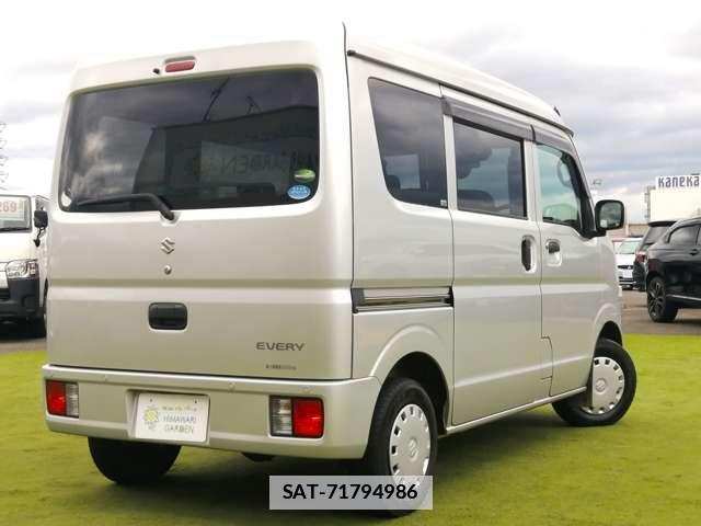 Suzuki EVERY 2020-03 7819978-1