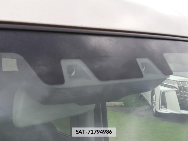 Suzuki EVERY 2020-03 7819978-11
