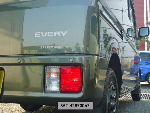 Suzuki EVERY 2023-03 7820012-8