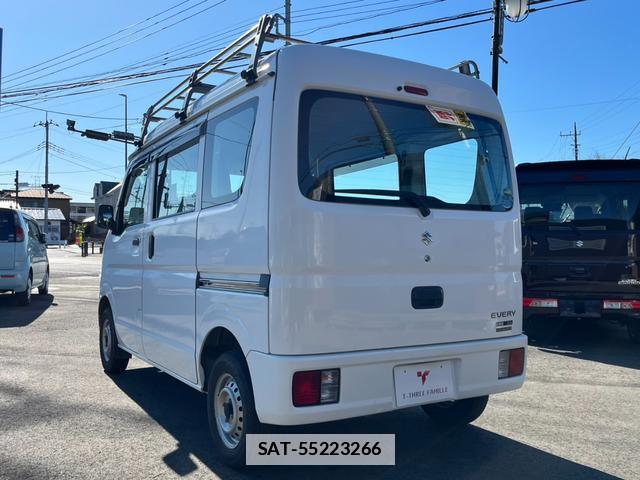 Suzuki EVERY 2015-12 7822709-10