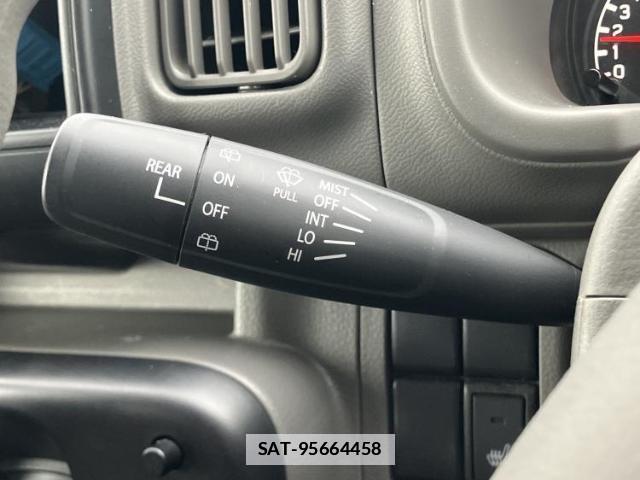 Suzuki EVERY 2024-07 7822744-11