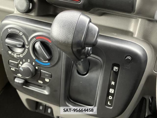 Suzuki EVERY 2024-07 7822744-12