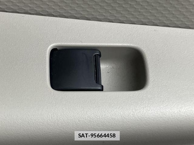 Suzuki EVERY 2024-07 7822744-16