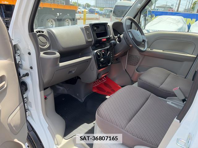 Suzuki EVERY 2017-12 7822854-5