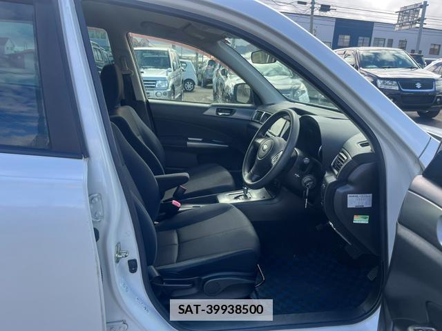 Subaru EXIGA 2012-08 7816994-10
