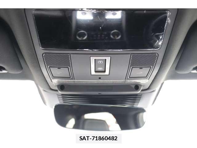 Jaguar F-PACE 2024 7811811-16