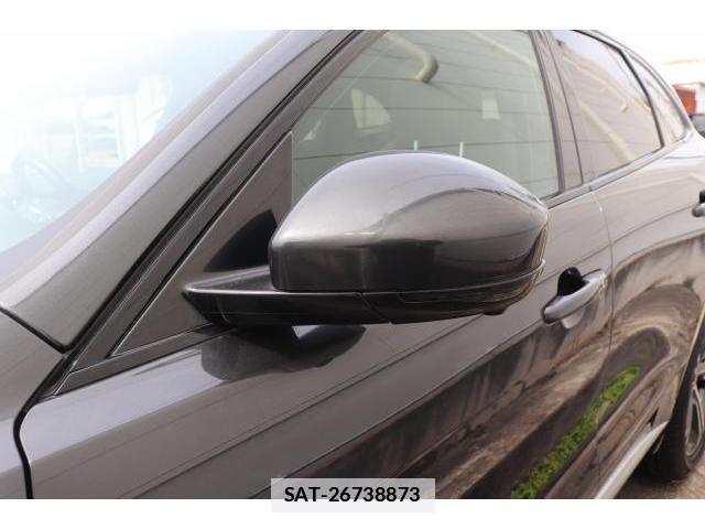 Jaguar F-PACE 2018-06 7817202-10