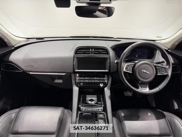 Jaguar F-PACE 2020-06 7817757-5