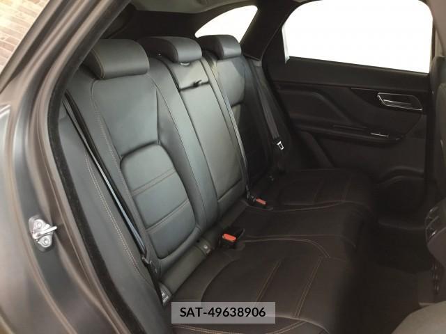 Jaguar F-PACE 2017-06 7817821-10