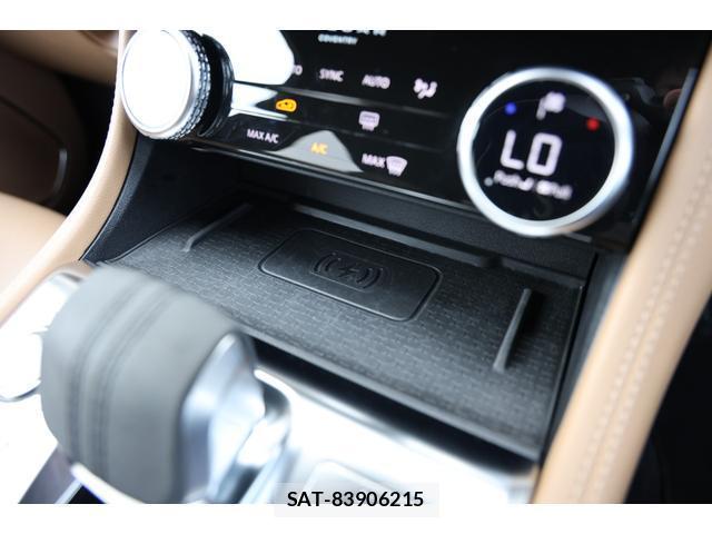 Jaguar F-PACE 2023-03 7818644-14