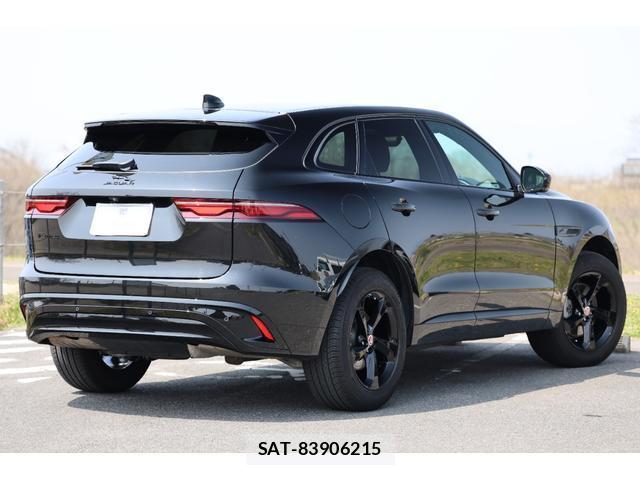 Jaguar F-PACE 2023-03 7818644-7