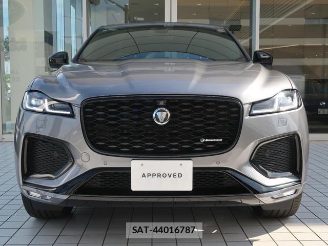 Jaguar F-PACE 2024-12 7819805-16