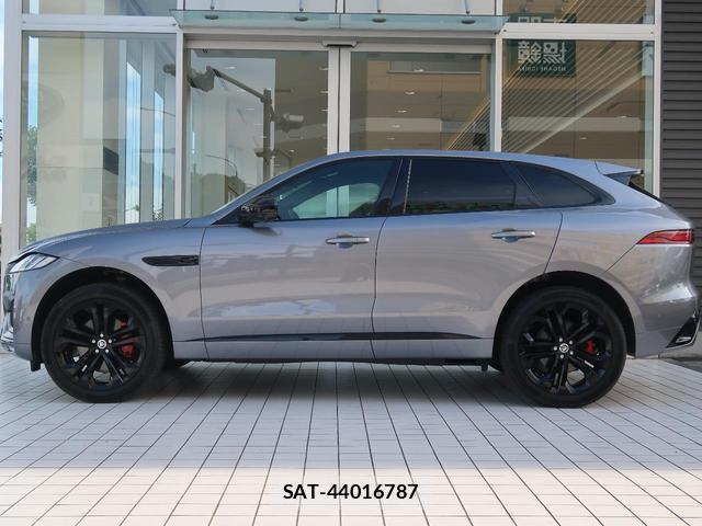 Jaguar F-PACE 2024-12 7819805-18