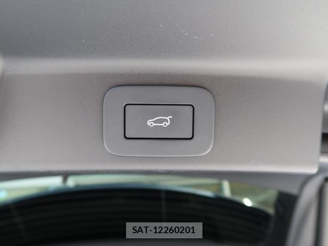 Jaguar F-PACE 2024-12 7819808-8