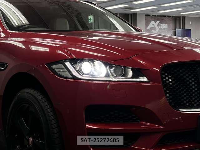 Jaguar F-PACE 2019-02 7823288-12