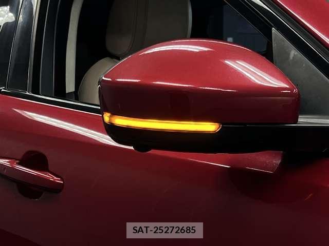 Jaguar F-PACE 2019-02 7823288-13