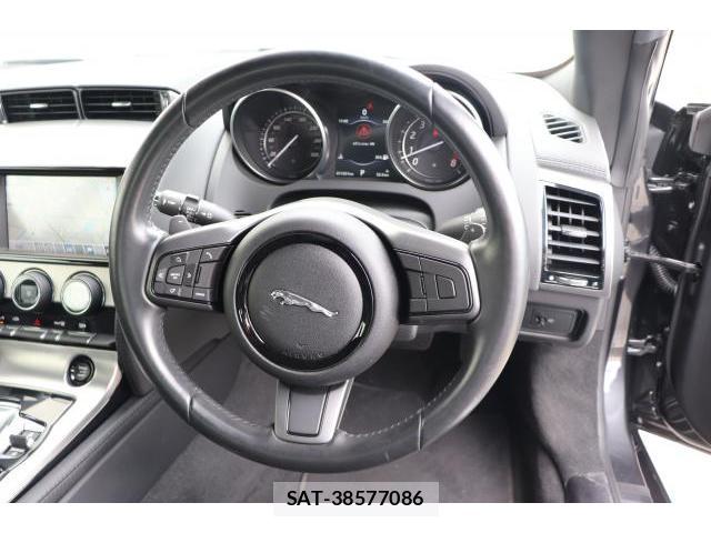 Jaguar F-TYPE 2015-10 7817205-7