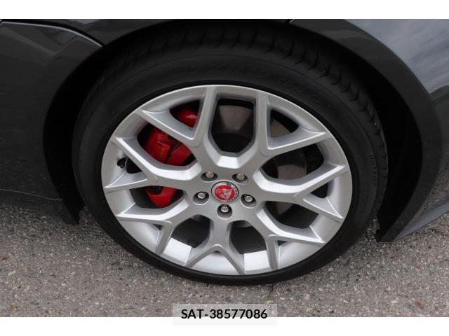 Jaguar F-TYPE 2015-10 7817205-8