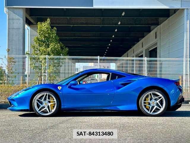 Ferrari F8 Tributo 2020-09 7823252-4