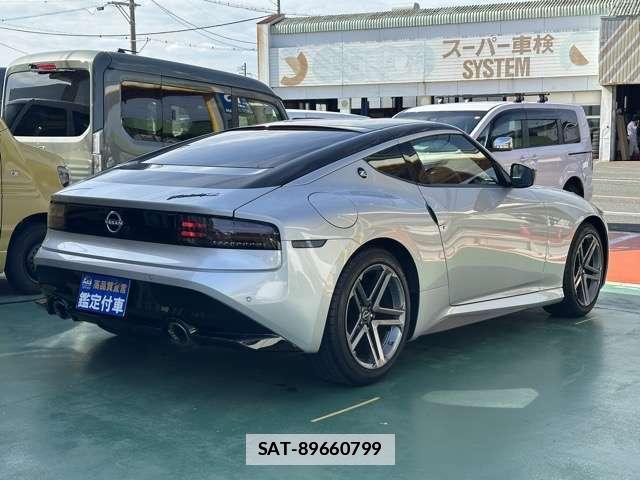 Nissan FAIRLADY Z 2025-04 7814312-15
