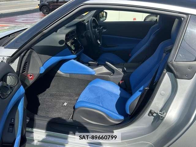 Nissan FAIRLADY Z 2025-04 7814312-3