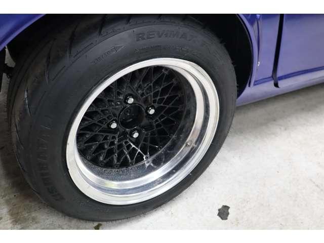 Nissan FAIRLADY Z 1975-09 7817015-10