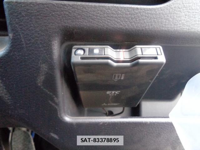 Mazda FAMILIA VAN 2019-11 7817075-8