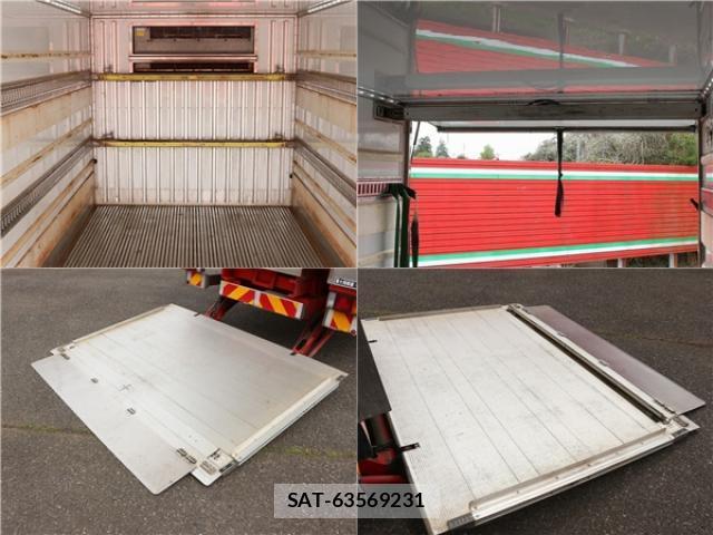 MITSUBISHI FUSO Fighter 2015-11 7812412-7
