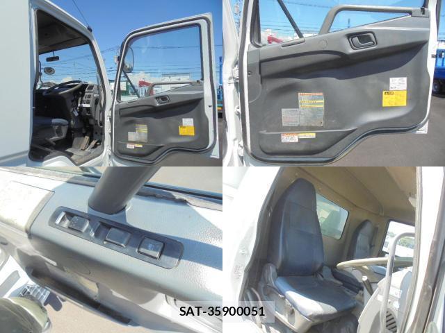 MITSUBISHI FUSO Fighter 2014-11 7819513-8