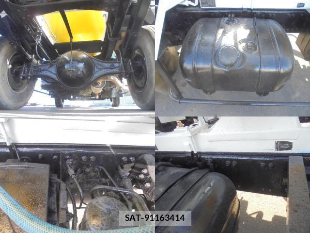 MITSUBISHI FUSO Fighter 2002-02 7819519-13