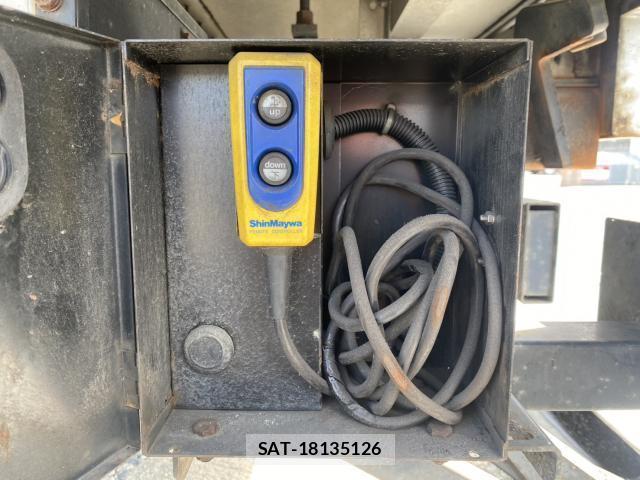 MITSUBISHI FUSO Fighter 2007-05 7822988-8