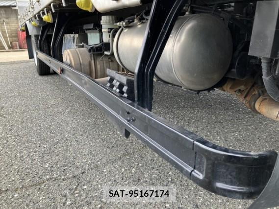 MITSUBISHI FUSO Fighter 2016 7823207-18