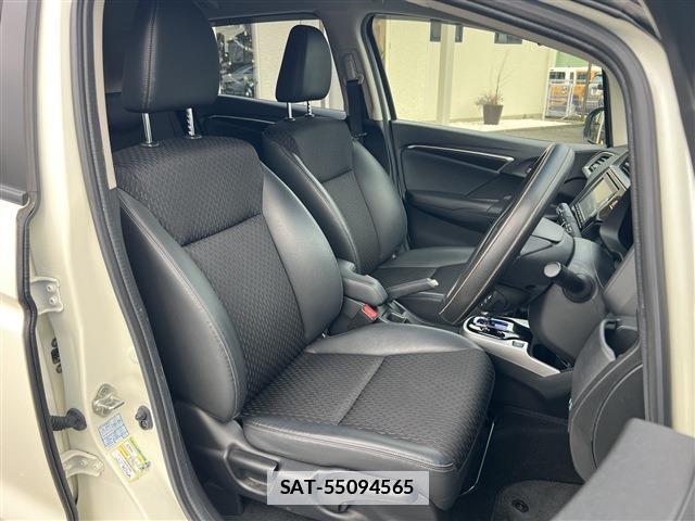 Honda FIT HYBRID 2015-05 7812370-17