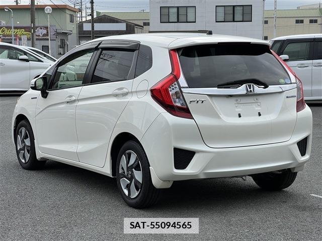 Honda FIT HYBRID 2015-05 7812370-5