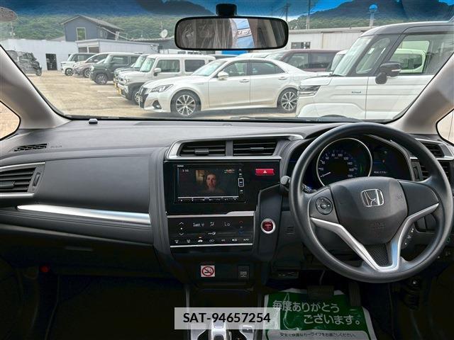 Honda FIT HYBRID 2017-01 7812407-2