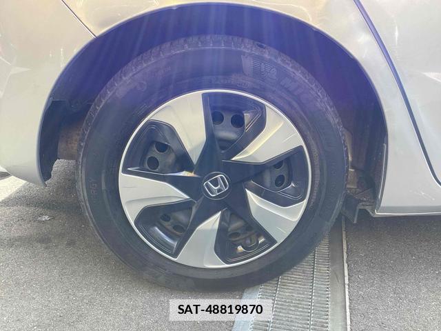Honda FIT HYBRID 2015-10 7813263-19