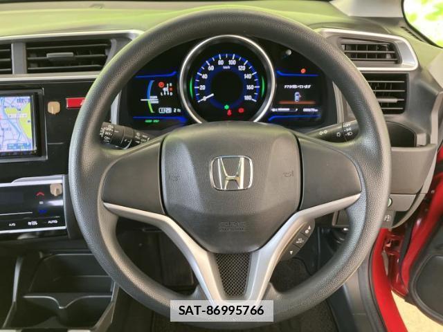 Honda FIT HYBRID 2015-03 7813306-14