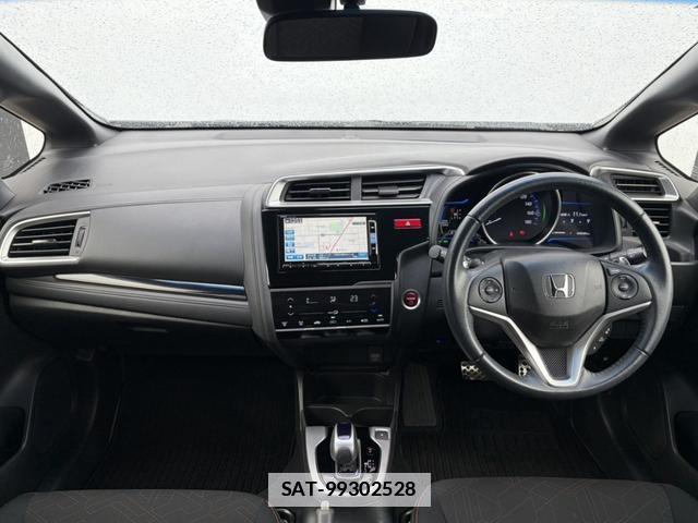 Honda FIT HYBRID 2015-06 7814852-1